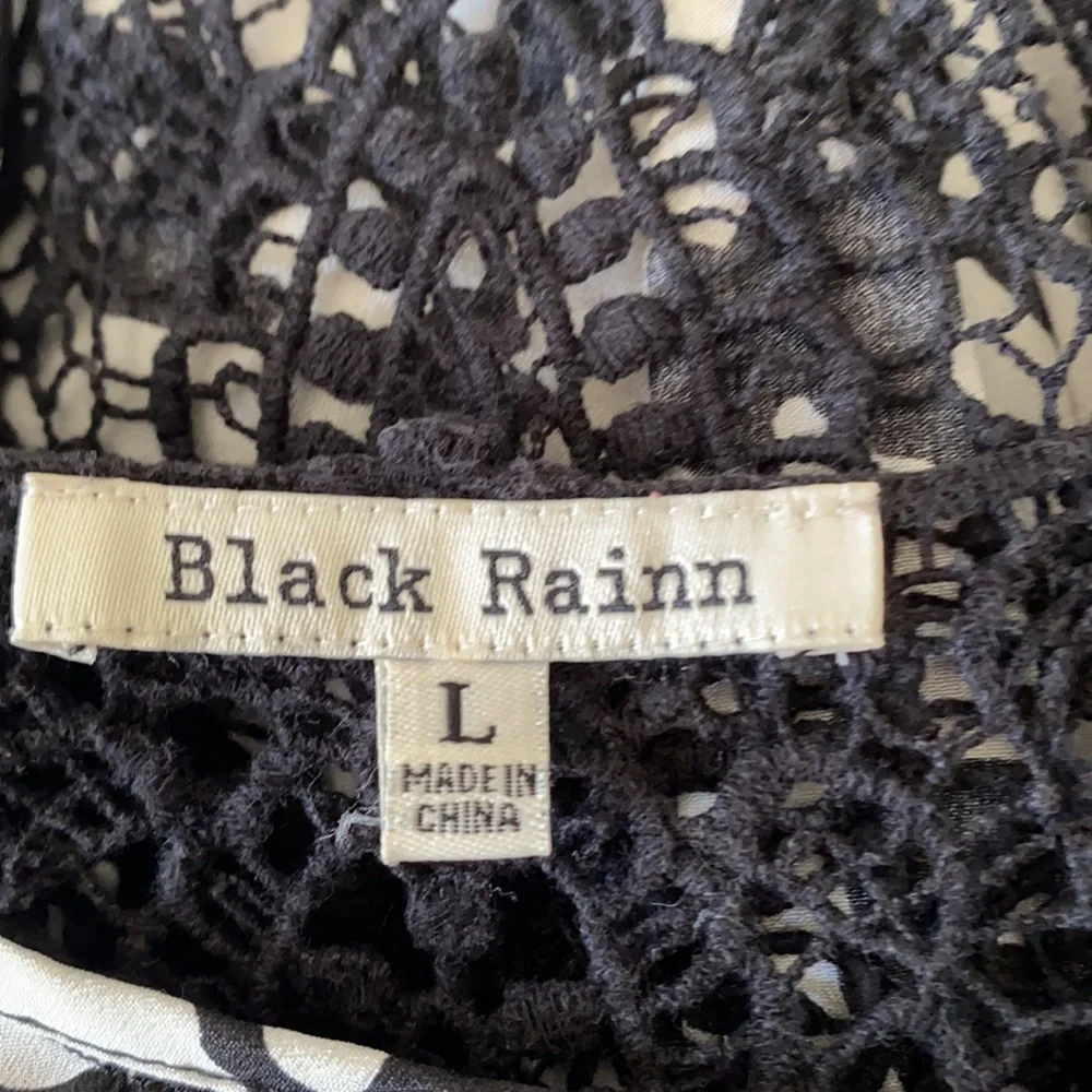 Black Rainn Blouse - Picture 6 of 8